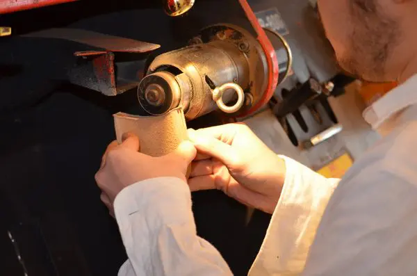 ヒールブロック成形