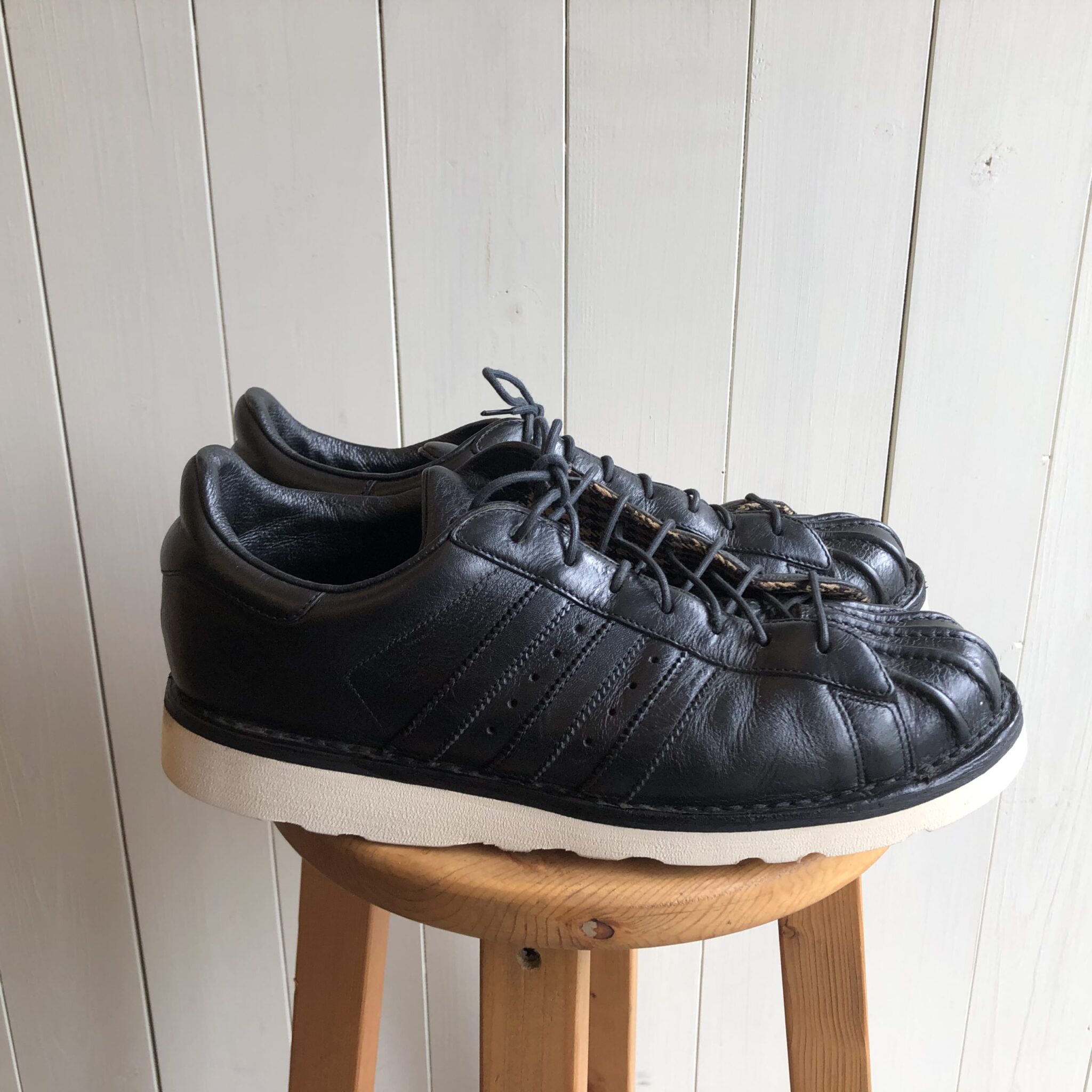 adidas レザースニーカー ソールチェンジ 靴修理 国分寺 吉祥寺 adidas レザースニーカー ソールチェンジ 靴修理 国分寺 吉祥寺