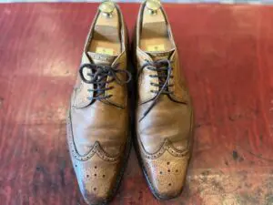 キャメルやフォーンの色味の薄い靴の汚れがとれない！ Paul Smith